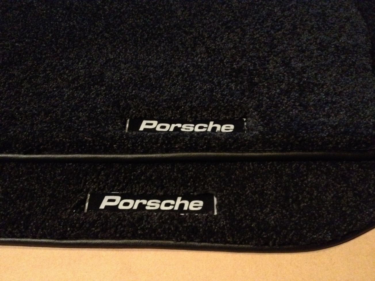 logo car mats